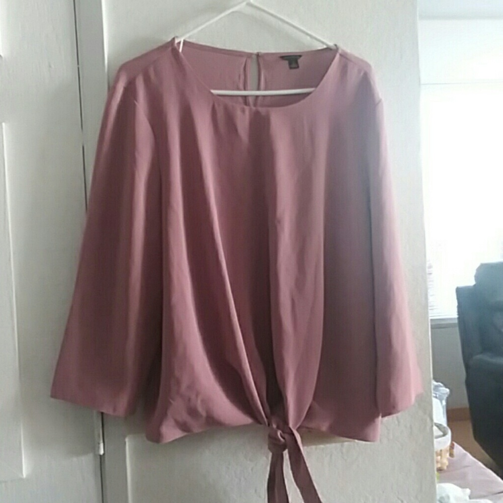 Ann Taylor mauve blouse